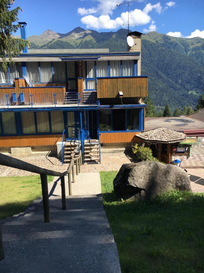 Sul Cucuzzolo Appartement Marilleva Buitenkant foto