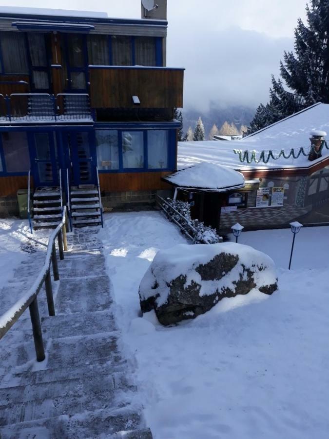 Sul Cucuzzolo Appartement Marilleva Buitenkant foto